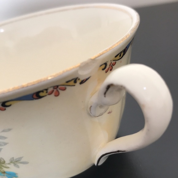 Vintage 1930’s Royal Winton Grimwades Lady Patricia 9737 2 Tea Cups and Saucers - Picture 8 of 16